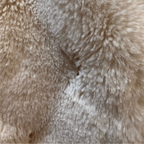 Faux Fur Vest - Picture 8 of 8